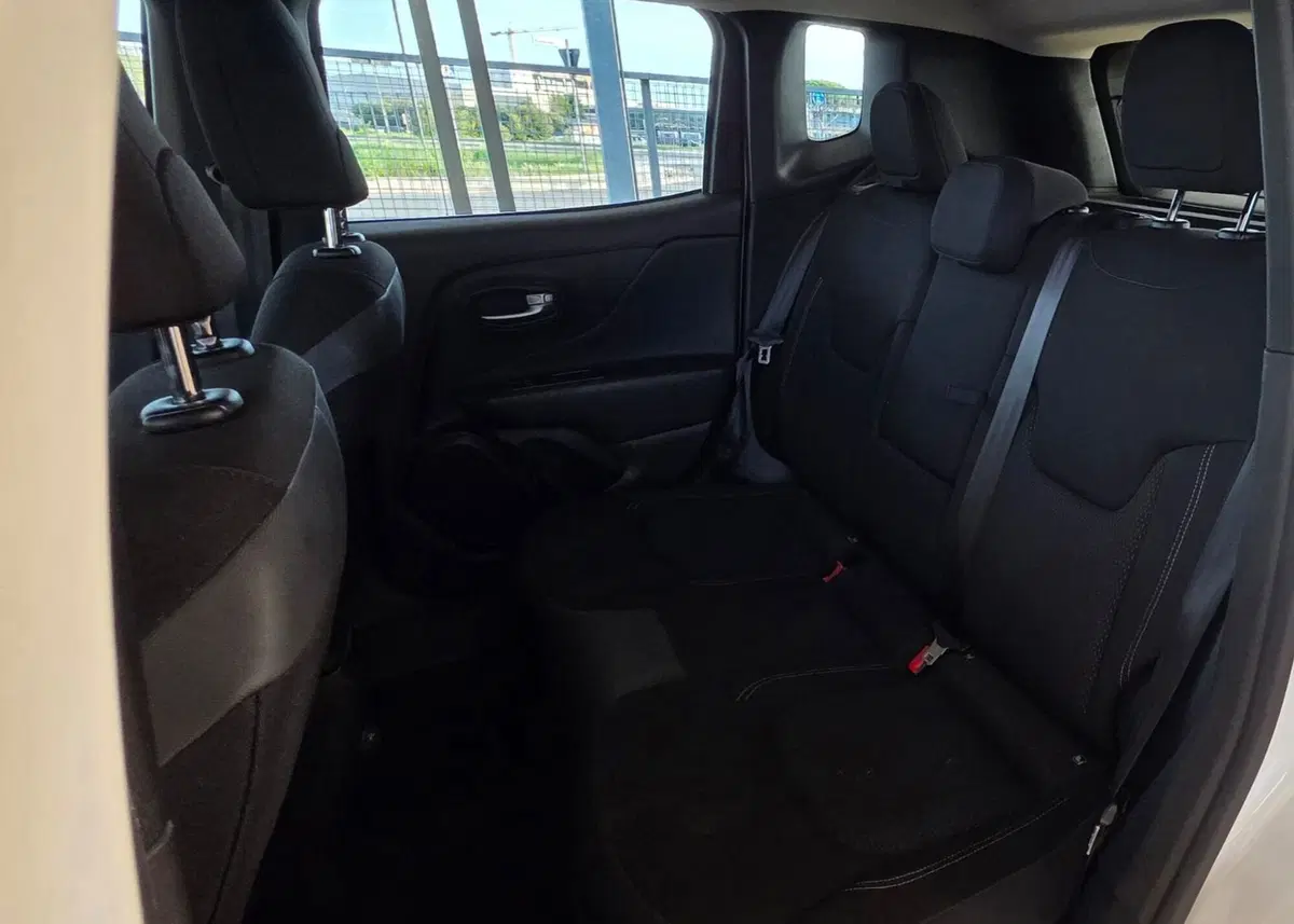 Jeep Renegade usata a Firenze (17)