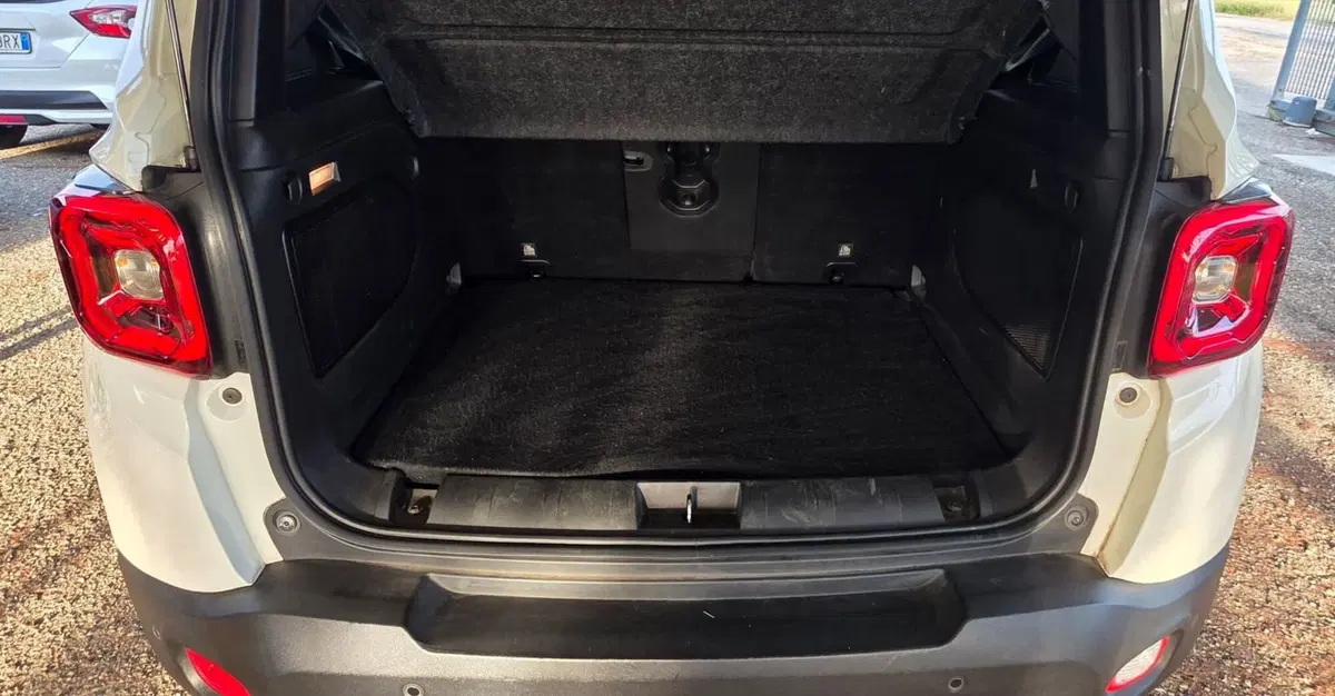Jeep Renegade usata a Firenze (18)