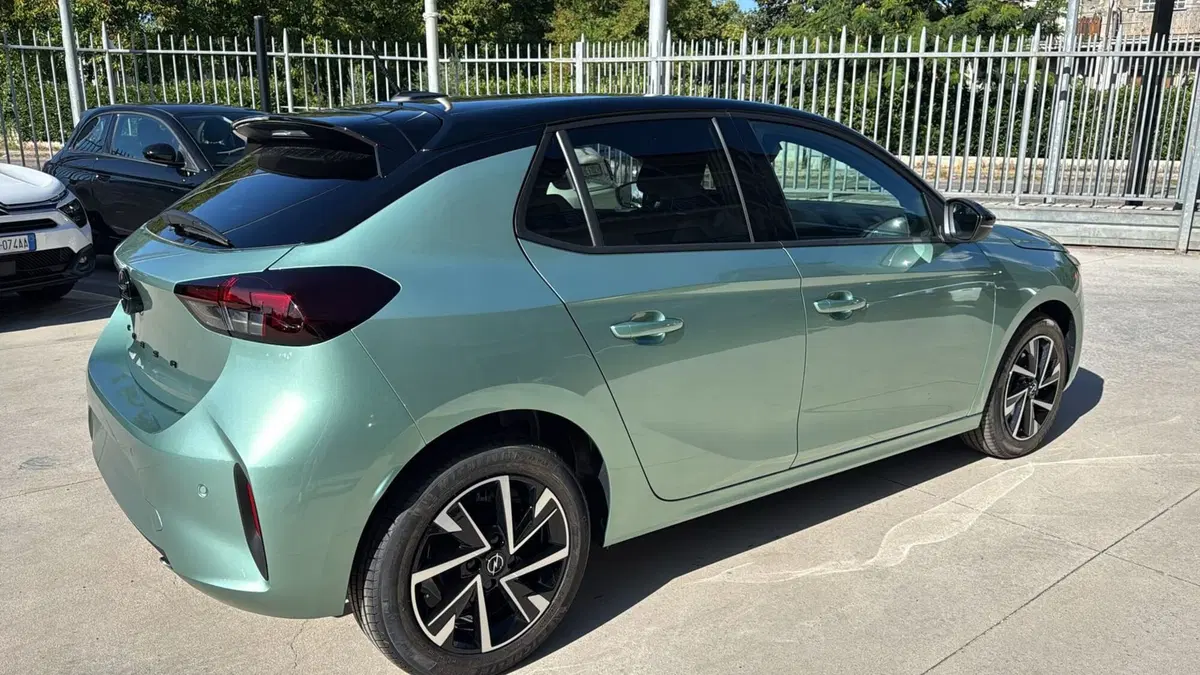 Opel Corsa nuova a Frosinone (10)