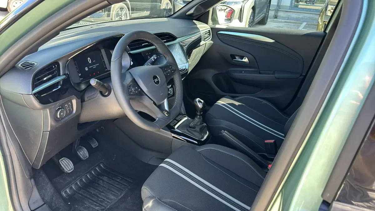 Opel Corsa nuova a Frosinone (13)
