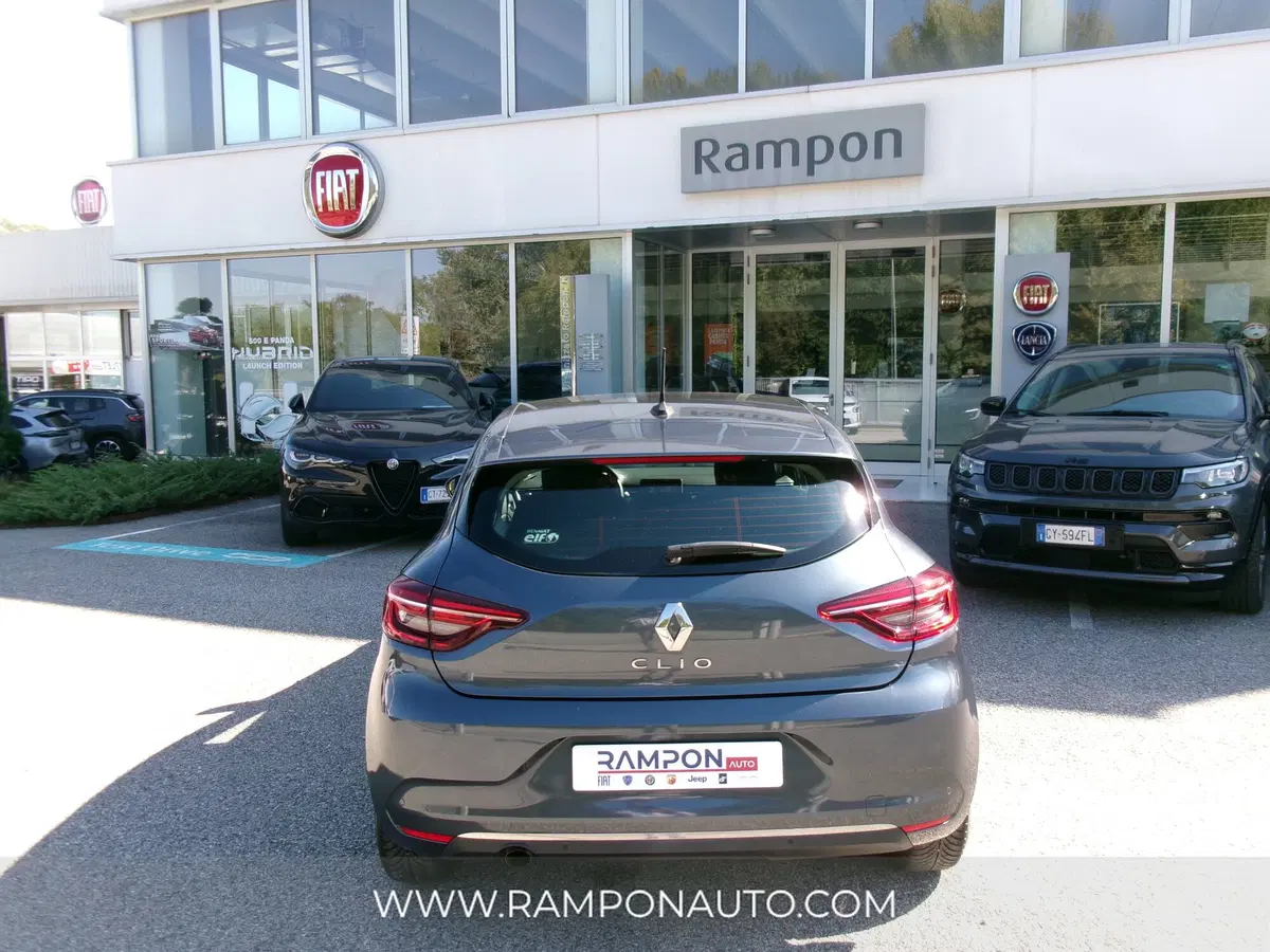 Renault Clio usata a Venezia (5)