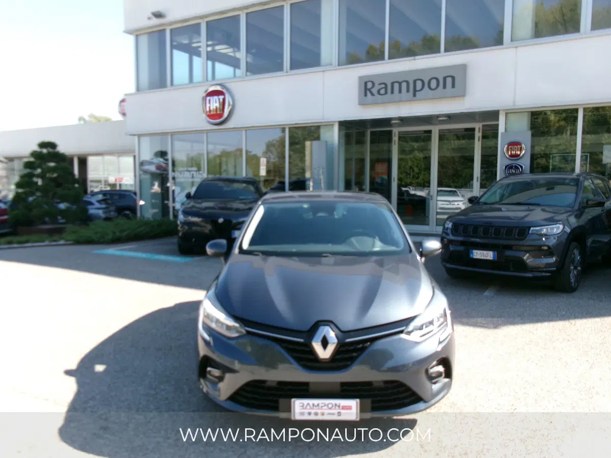 Renault Clio usata a Venezia (8)