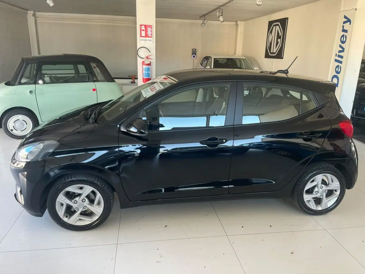 Hyundai i10 usata a Lucca (2)