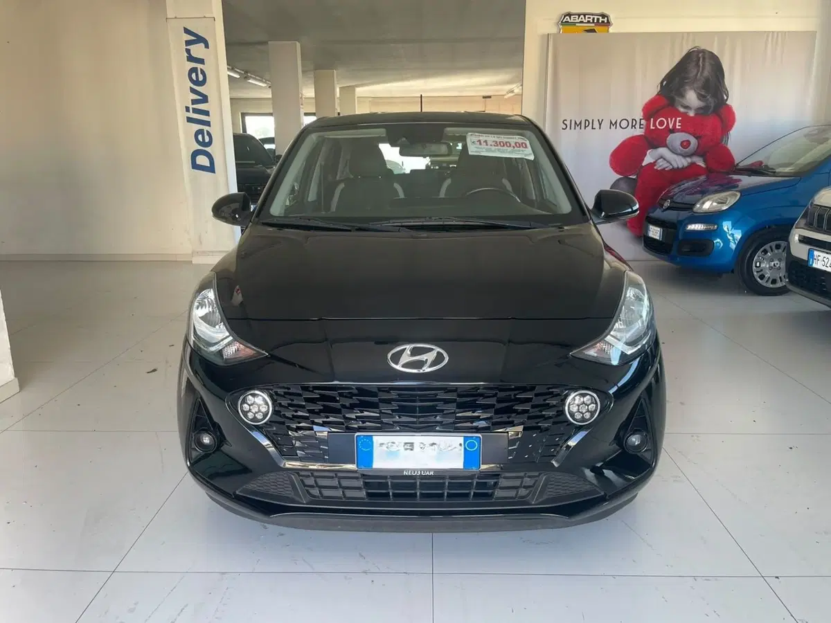 Hyundai i10 usata a Lucca (7)