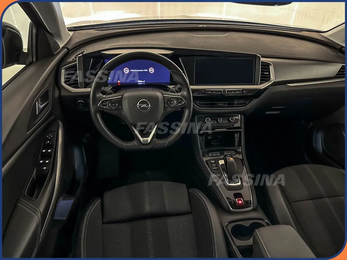 Opel Grandland X usata a Milano (11)