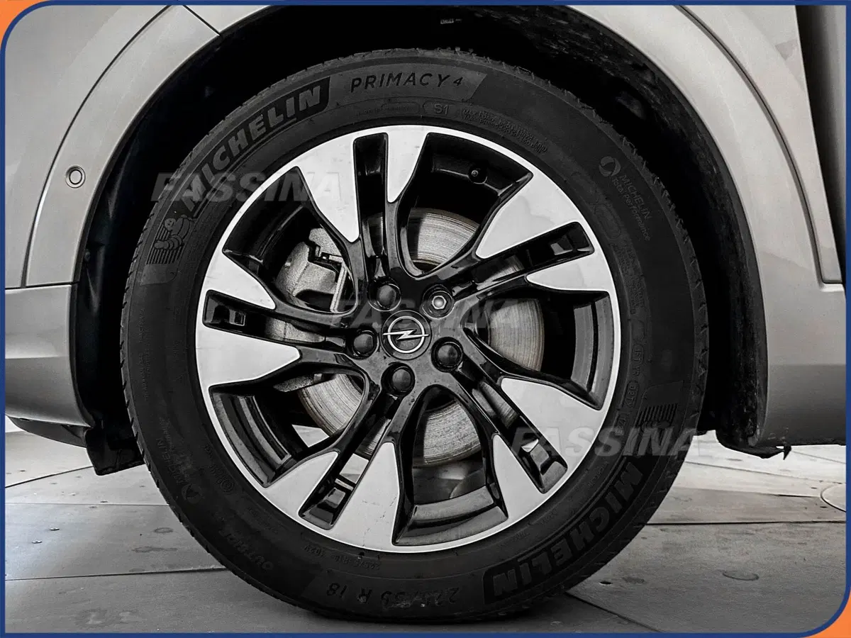 Opel Grandland X usata a Milano (7)