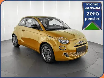 Fiat 500 1.0 hybrid Icon nuova a Milano