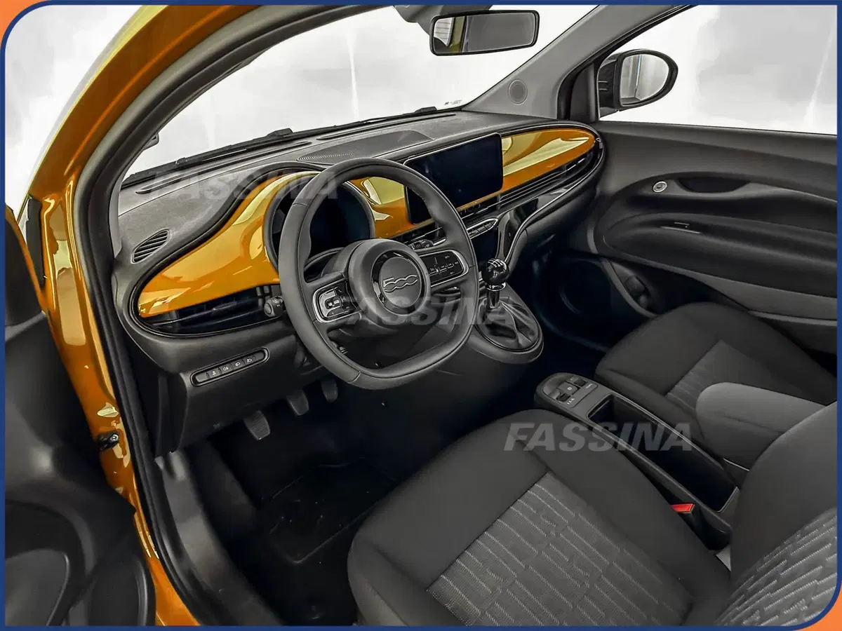 Fiat 500 nuova a Milano (9)