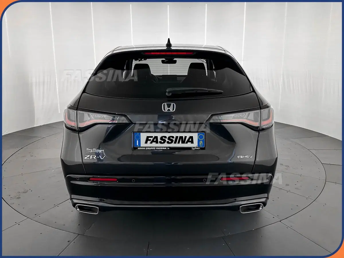 Honda ZR-V usata a Milano (5)
