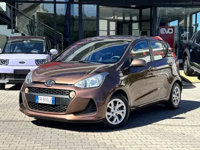 Hyundai i10 1.0 GPL Econext con Ecopack Advanced del 2019 usata a Chieti