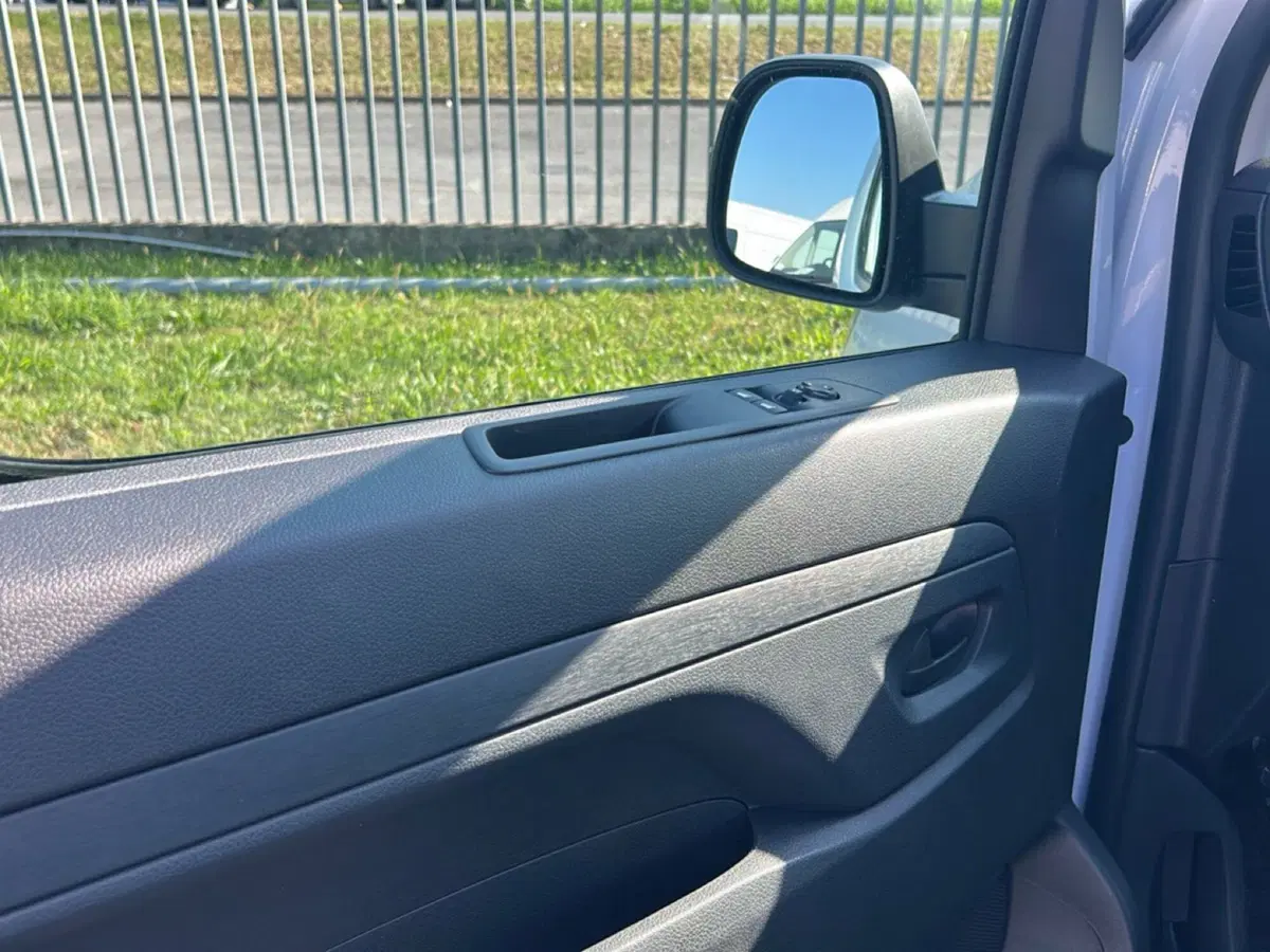 Fiat Scudo Furgone nuova a Bergamo (17)