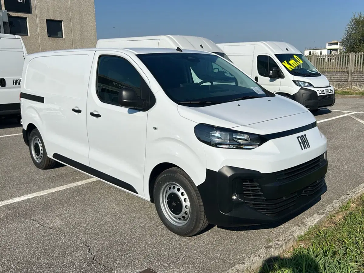 Fiat Scudo Furgone nuova a Bergamo (7)