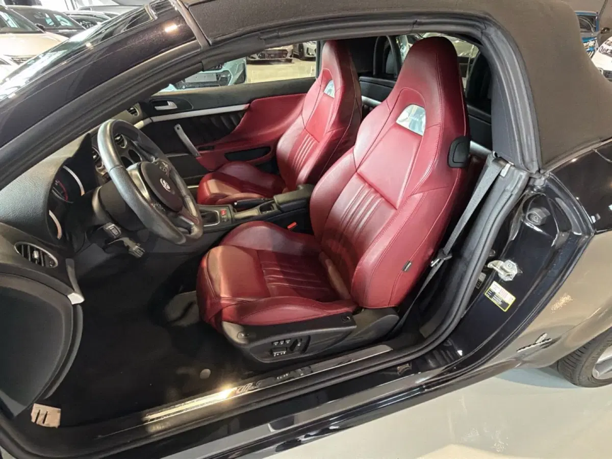 Alfa Romeo Spider usata a Vicenza (13)