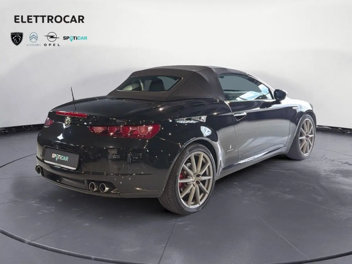 Alfa Romeo Spider usata a Vicenza (6)