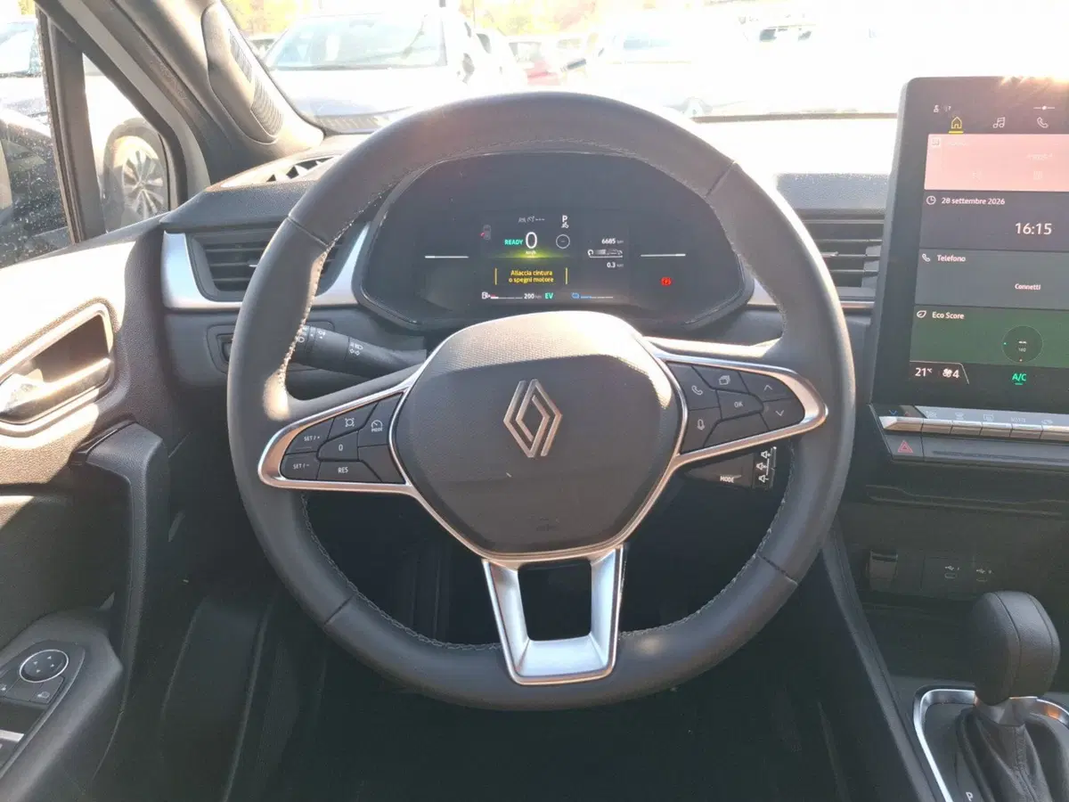Renault Symbioz usata a Latina (13)