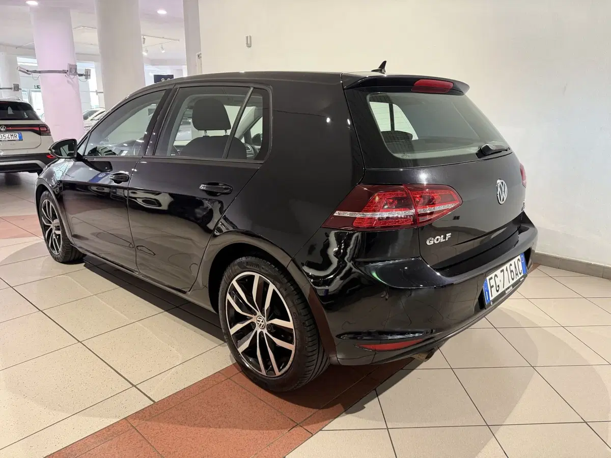Volkswagen Golf usata a Genova (3)