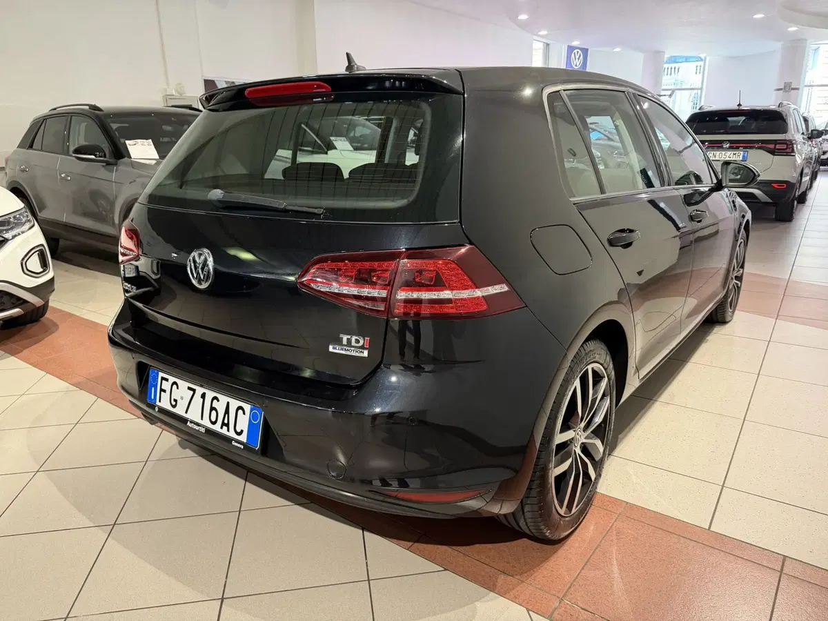 Volkswagen Golf usata a Genova (5)