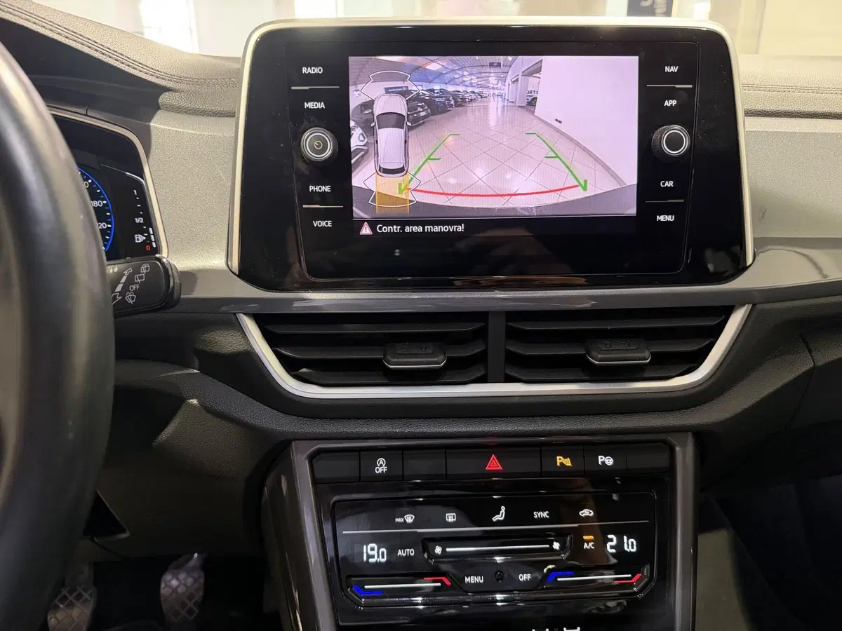 Volkswagen T-Roc usata a Genova (13)