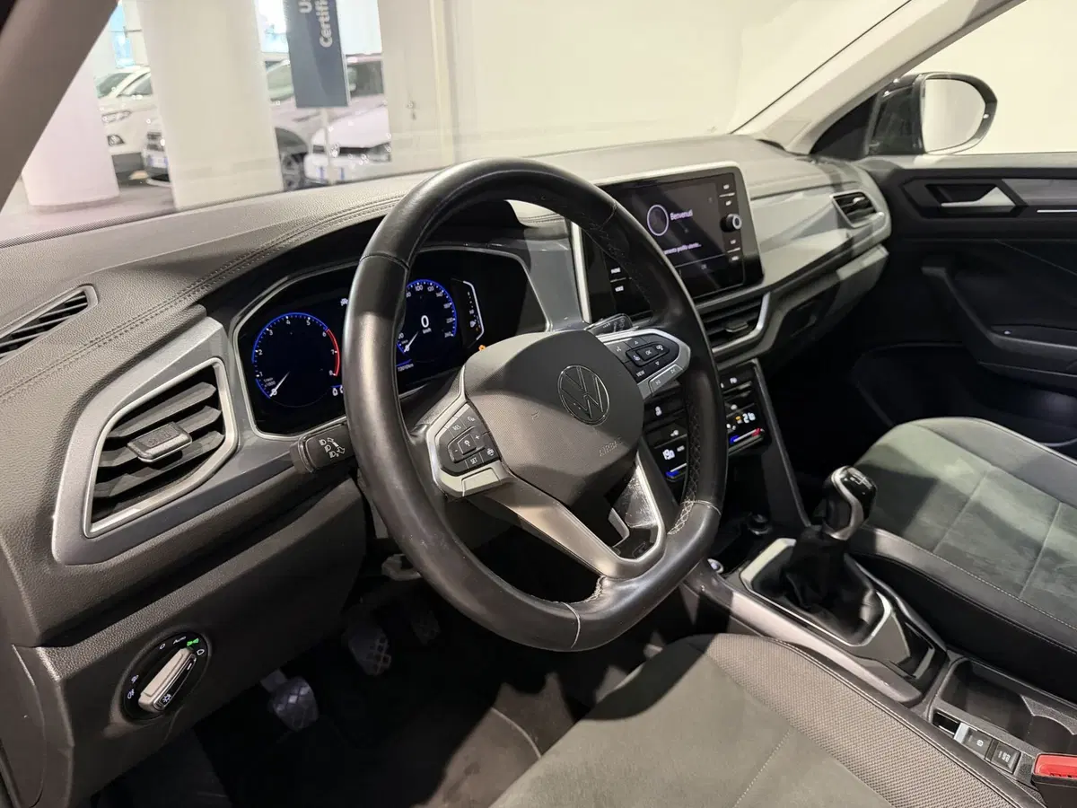 Volkswagen T-Roc usata a Genova (8)