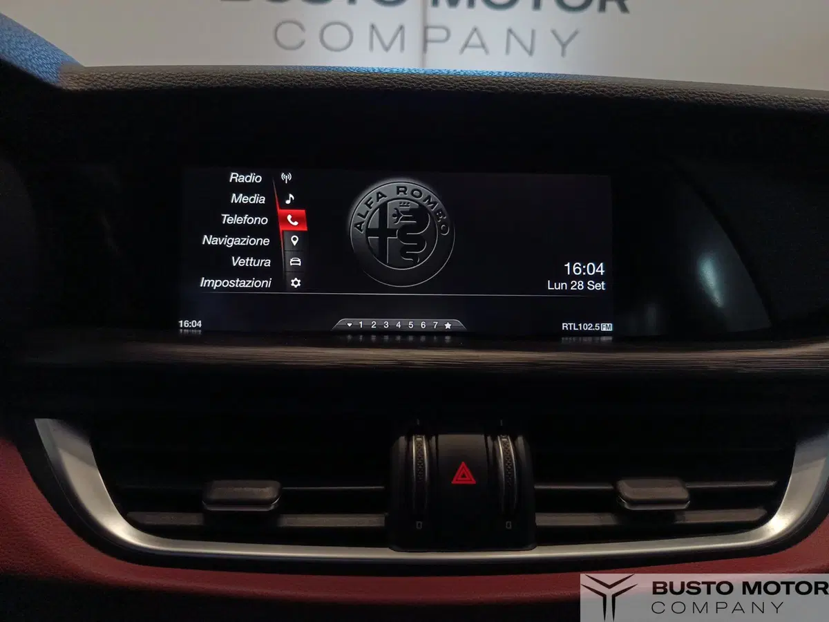 Alfa Romeo Stelvio usata a Varese (14)