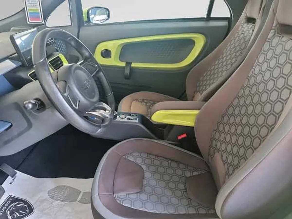 Xev XEV YoYo nuova a Varese (12)