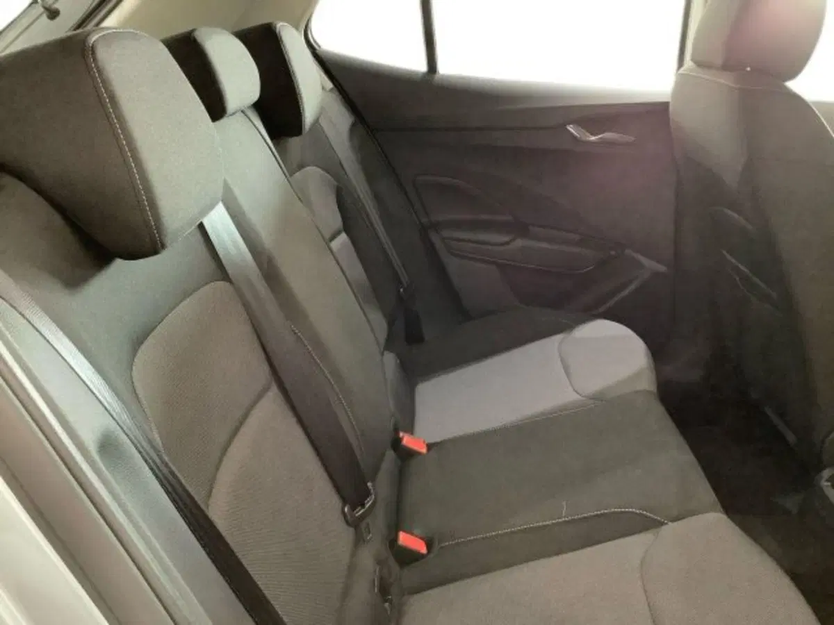 Skoda Fabia nuova a Catania (11)