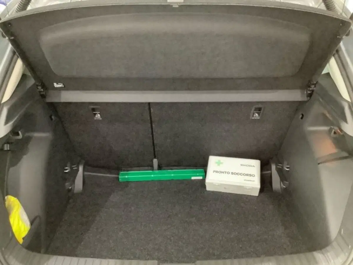 Skoda Fabia nuova a Catania (12)