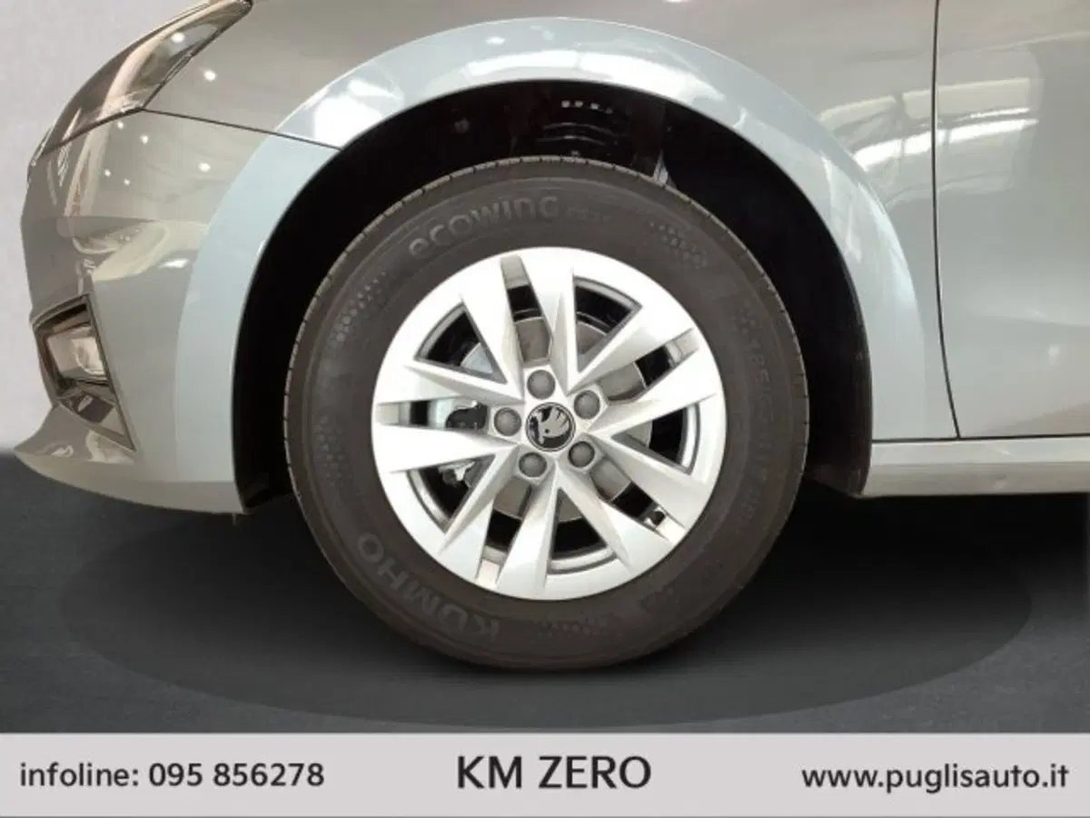 Skoda Fabia nuova a Catania (14)