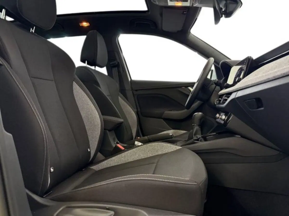 Skoda Kamiq nuova a Catania (10)