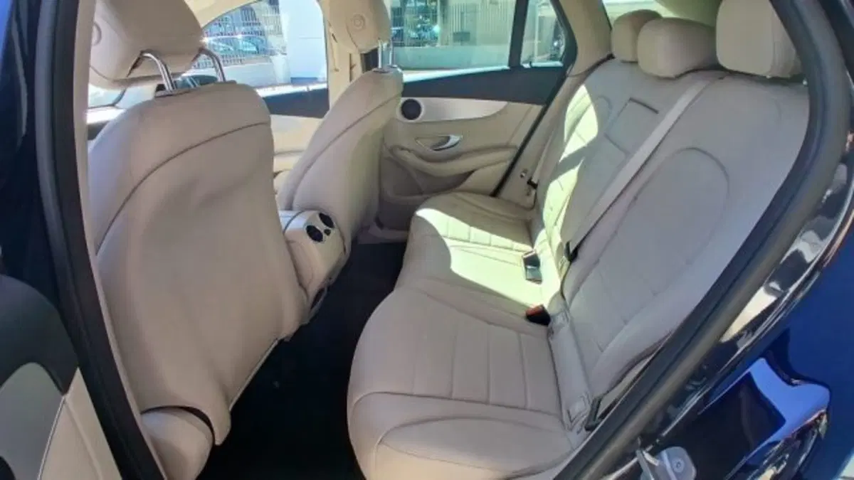 Mercedes-Benz GLC SUV nuova a Potenza (10)