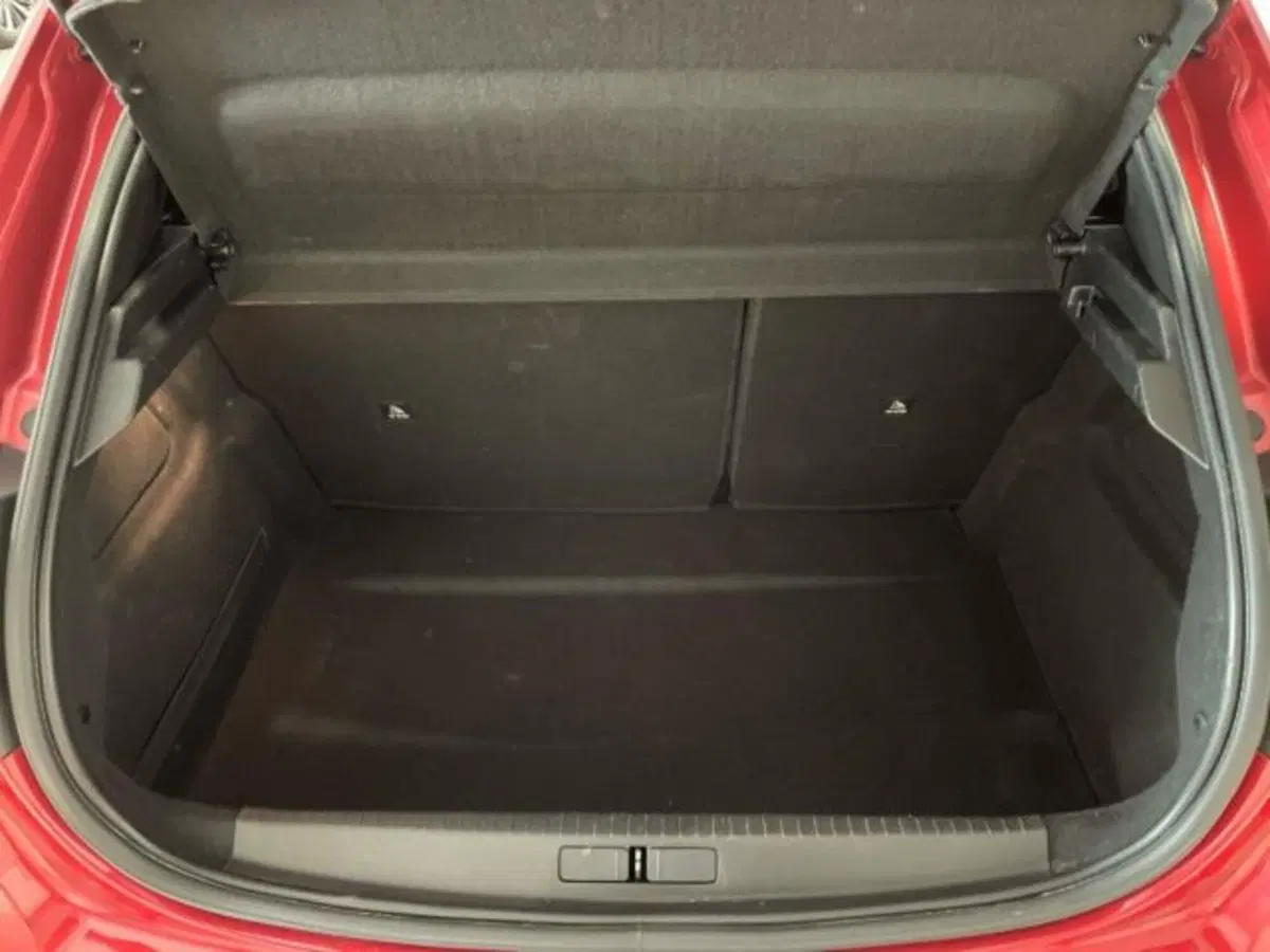 Peugeot 208 usata a Ancona (7)