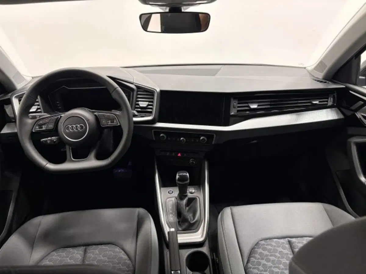 Audi A1 Sportback nuova a Treviso (4)