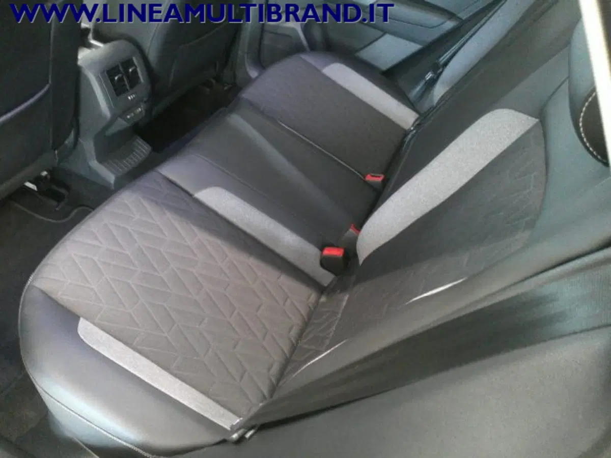 Volkswagen T-Roc usata a Piacenza (4)