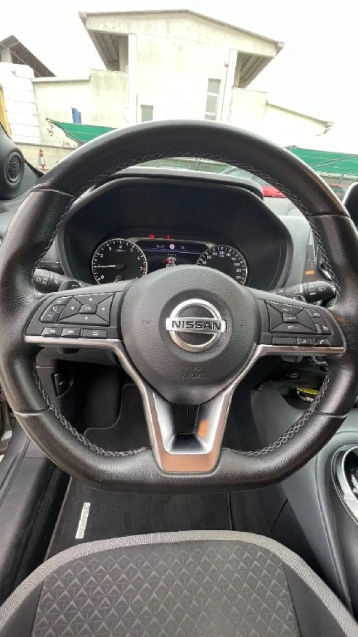 Nissan Juke usata a Novara (8)