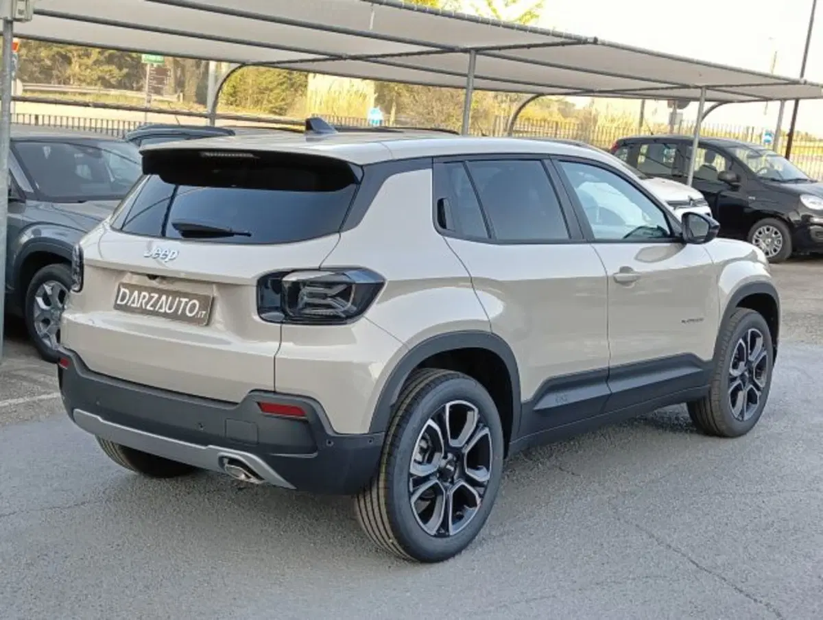 Jeep Avenger nuova a Brescia (5)