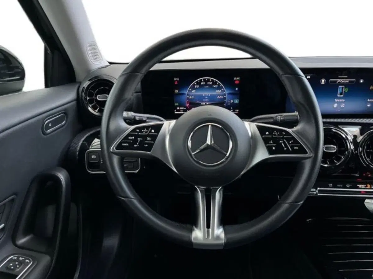 Mercedes-Benz Classe A Sedan usata a Verona (11)
