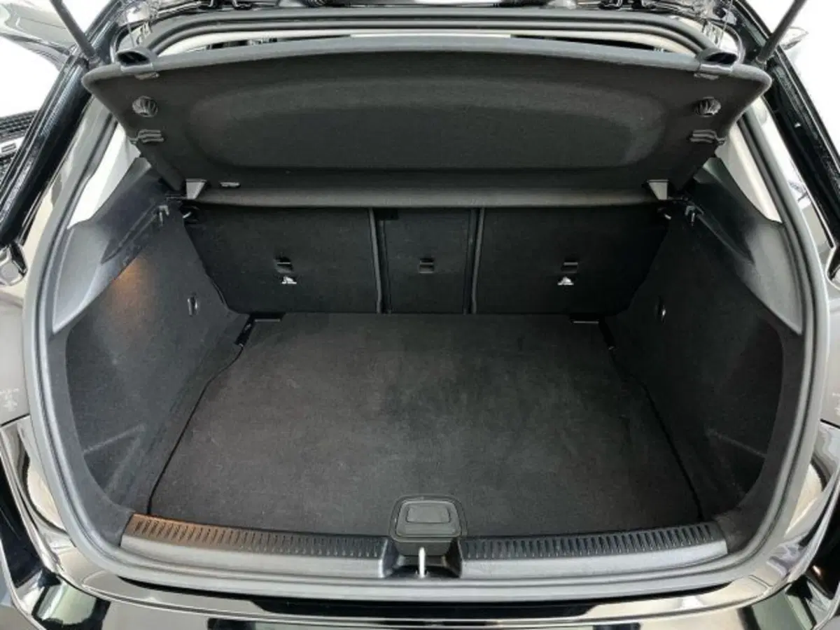 Mercedes-Benz Classe A Sedan usata a Verona (14)