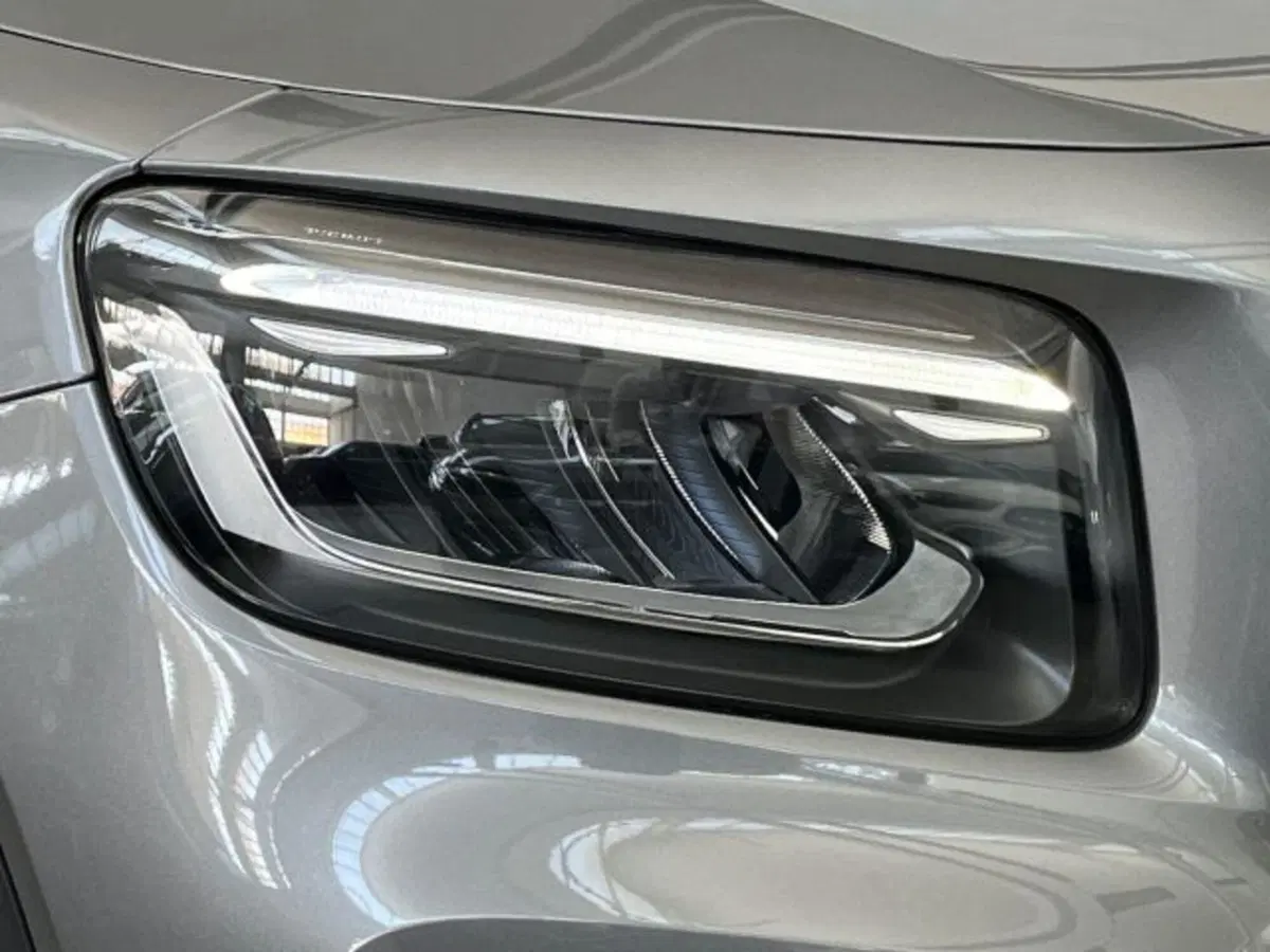 Mercedes-Benz GLB usata a Verona (17)