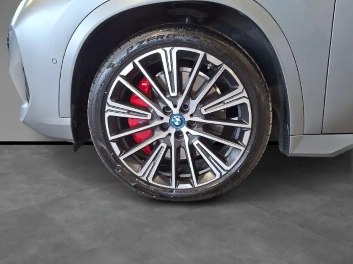 BMW iX1 usata a Verona (5)