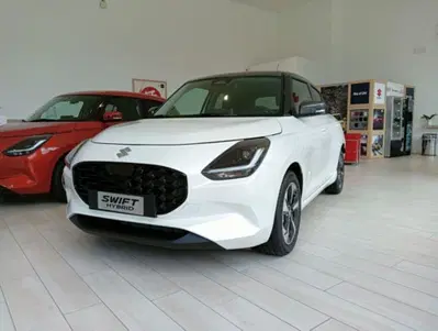 Suzuki Swift 1.2h Top 2wd nuova a Solaro