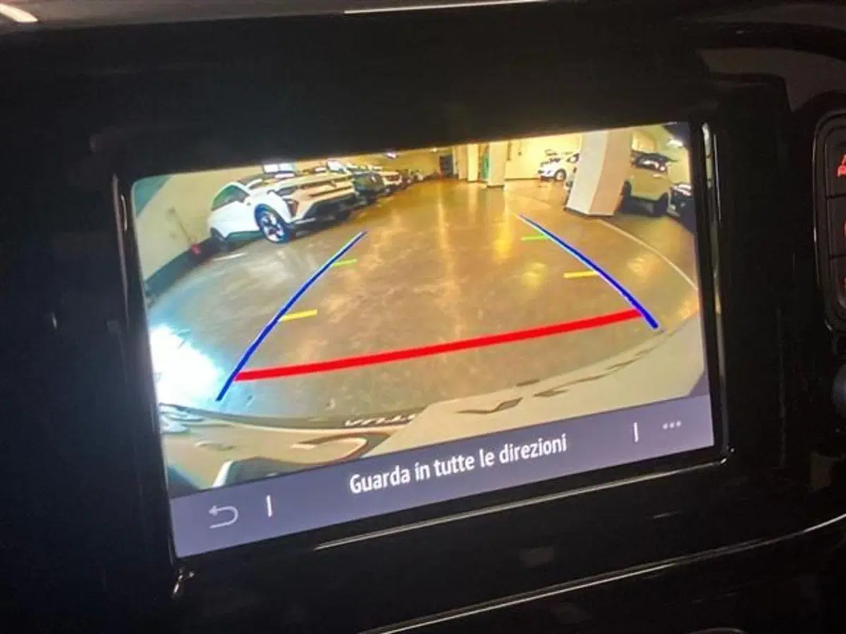 Renault Twingo usata a Como (14)