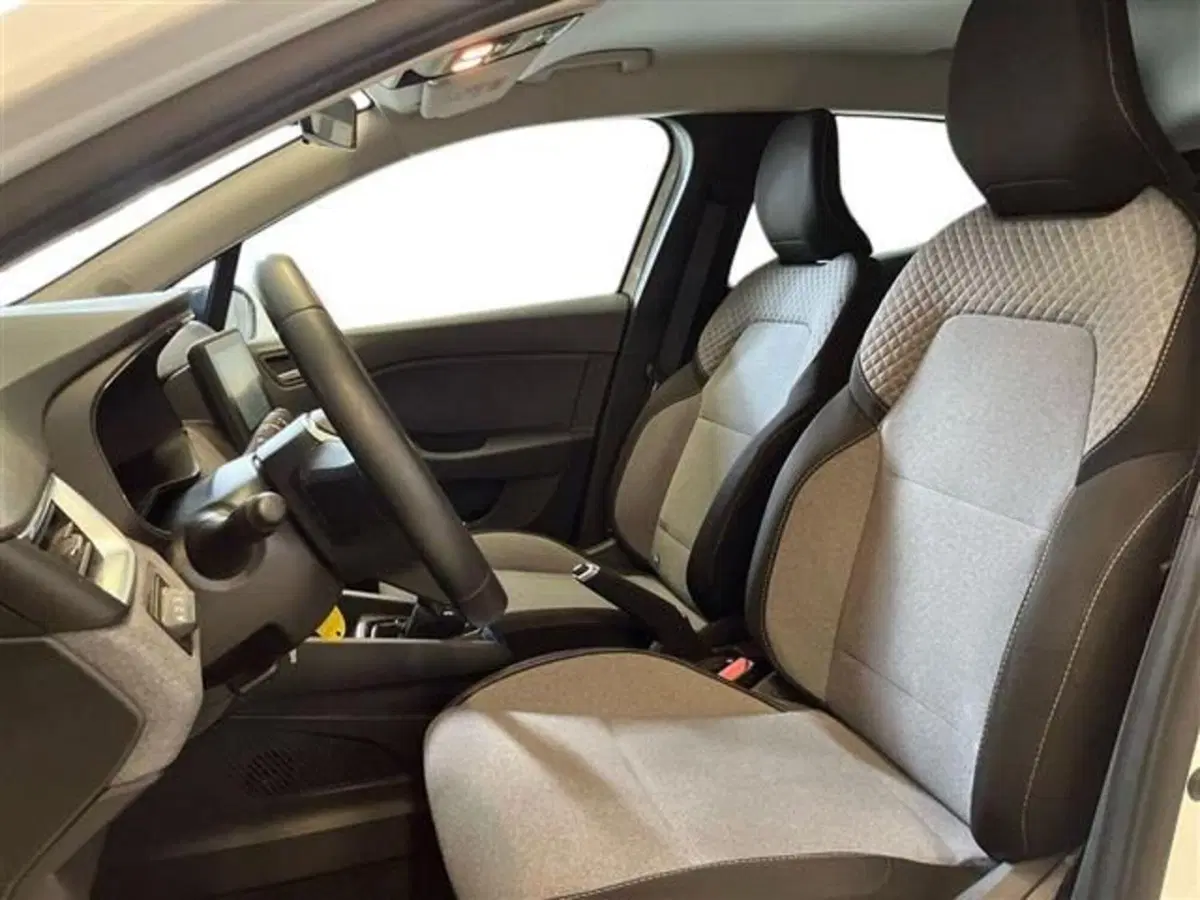 Renault Clio usata a Como (10)