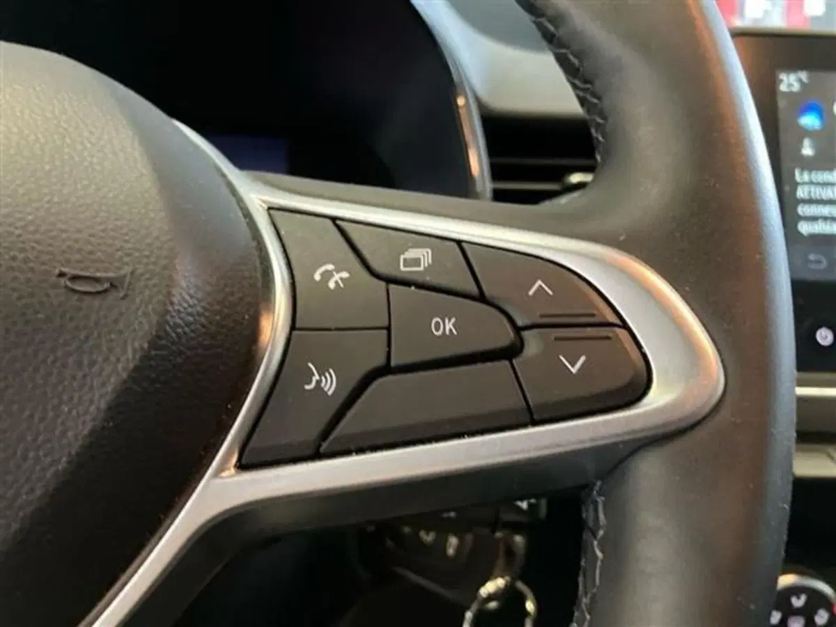 Renault Clio usata a Como (18)