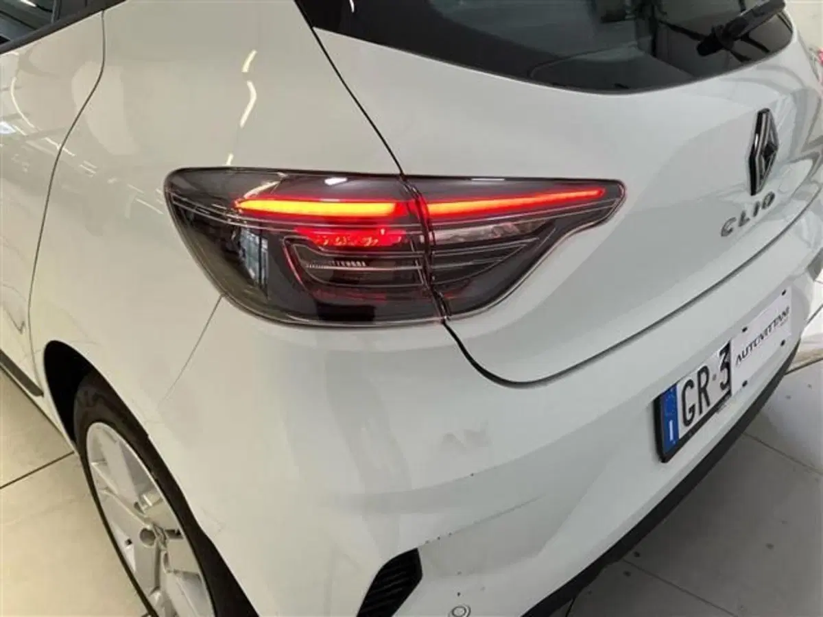 Renault Clio usata a Como (8)