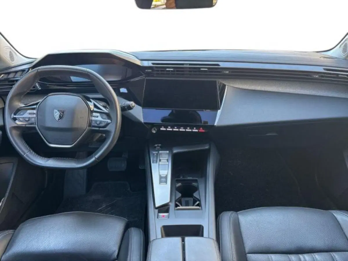 Peugeot 308 usata a Lecce (11)