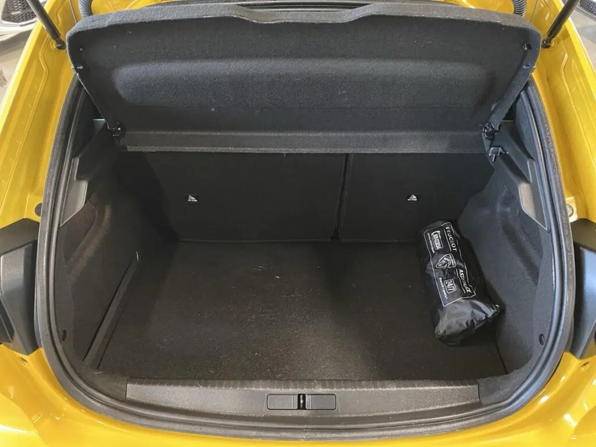 Peugeot 208 usata a Torino (9)