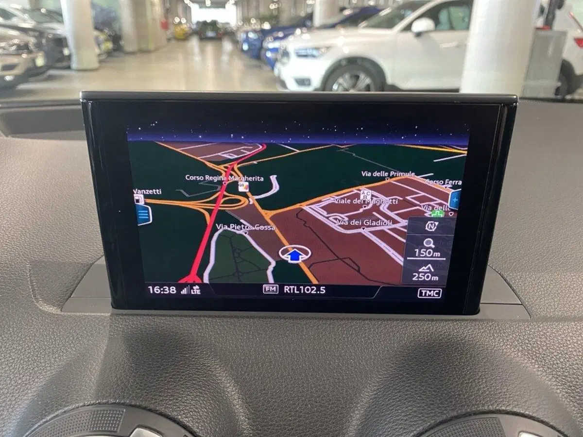 Audi Q2 usata a Torino (10)