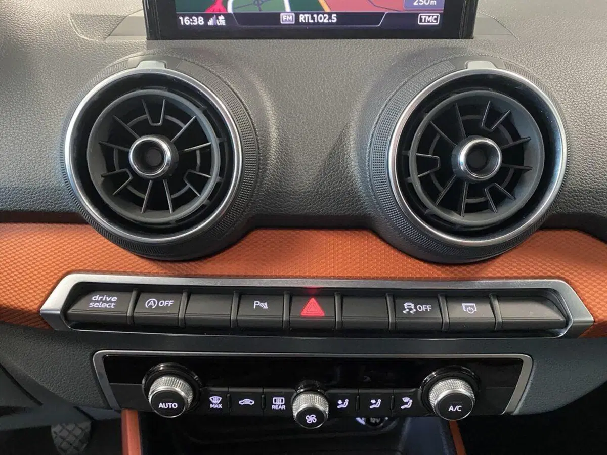 Audi Q2 usata a Torino (11)