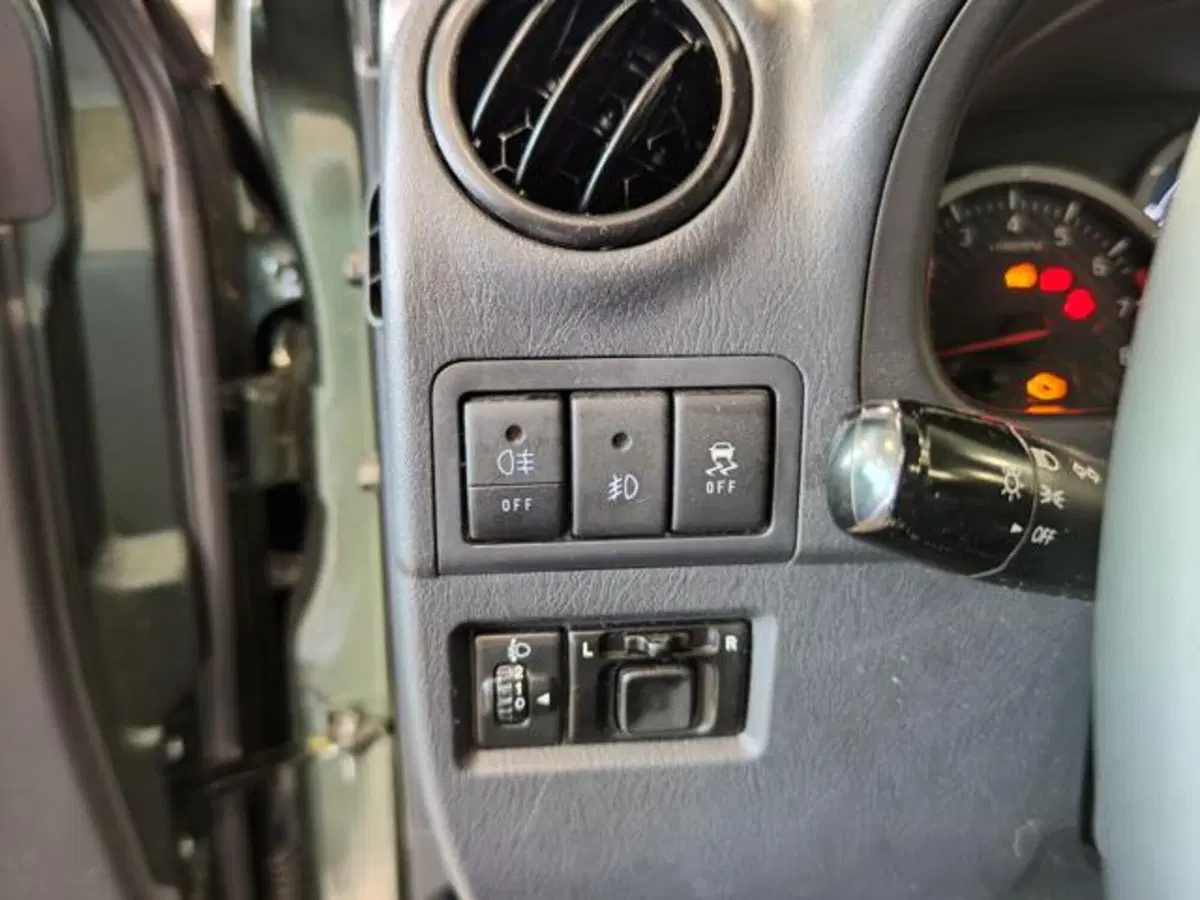 Suzuki Jimny usata a Varese (11)