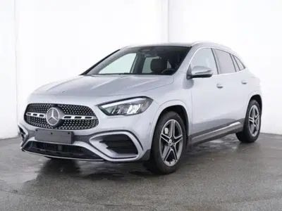 Mercedes-Benz GLA SUV 180 AMG Line Advanced Plus Digital Edition auto del 2025 usata a Magenta